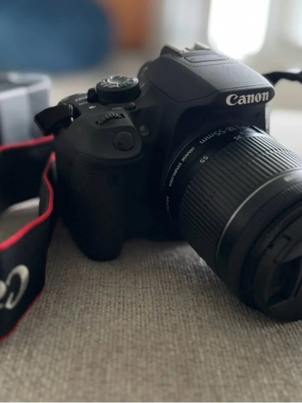 Camera Canon Rebel T5i DSLR with 18-55mm Kit Lens